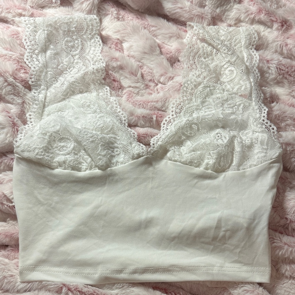 Shein NWT white lace top